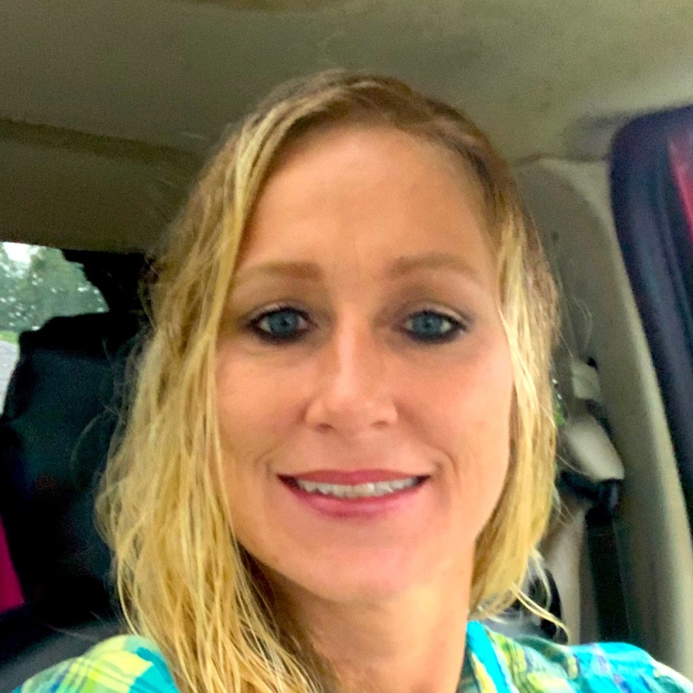 Meet your Posher, Lucinda